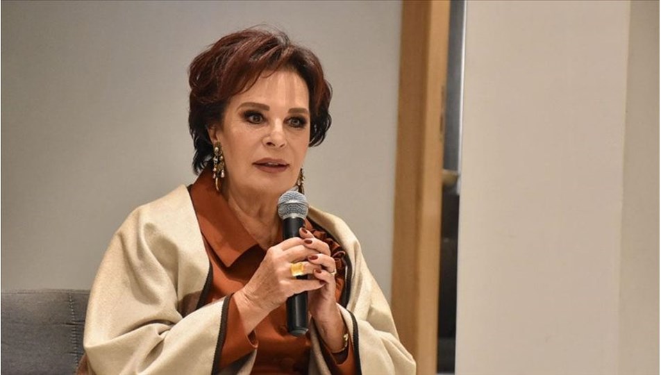 Hülya Koçyiğit: Sinema insanlara ayna tutabilmektir