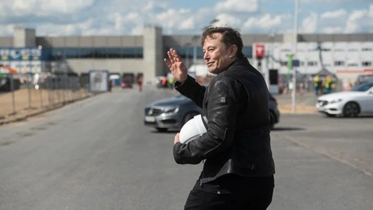 Tesla resmen Teksas’a taşındı