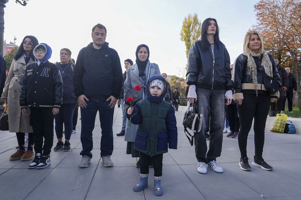 Ulu Önder Atatürk’ü minnetle anıyoruz | Saat 09.05’te Türkiye’de hayat durdu - 13