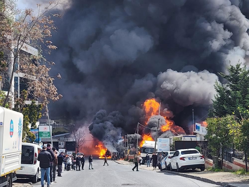 İkitelli'de kimya deposunda büyük yangın - 2