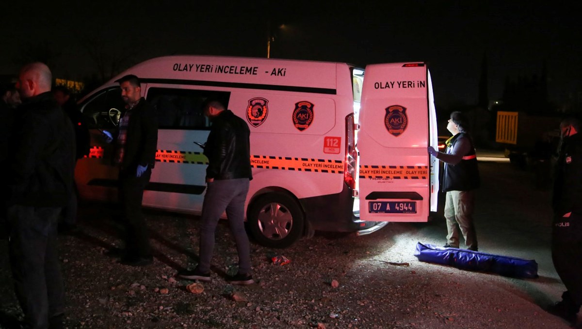 Kuzenler arasında alacak-verecek kavgası: 1 ölü Kuzenler arasında alacak-verecek kavgası: 1 ölü