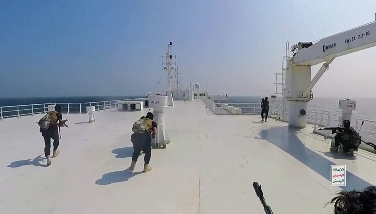Husiler'den Gazze saldırılarına misilleme: Gemiyi böyle ele geçirdiler