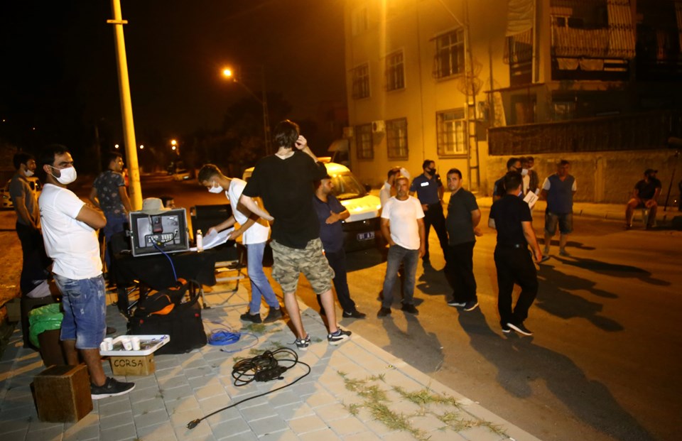 Adana'da dizi çekimi gerçek sanılınca polise ihbarda bulunuldu - 1