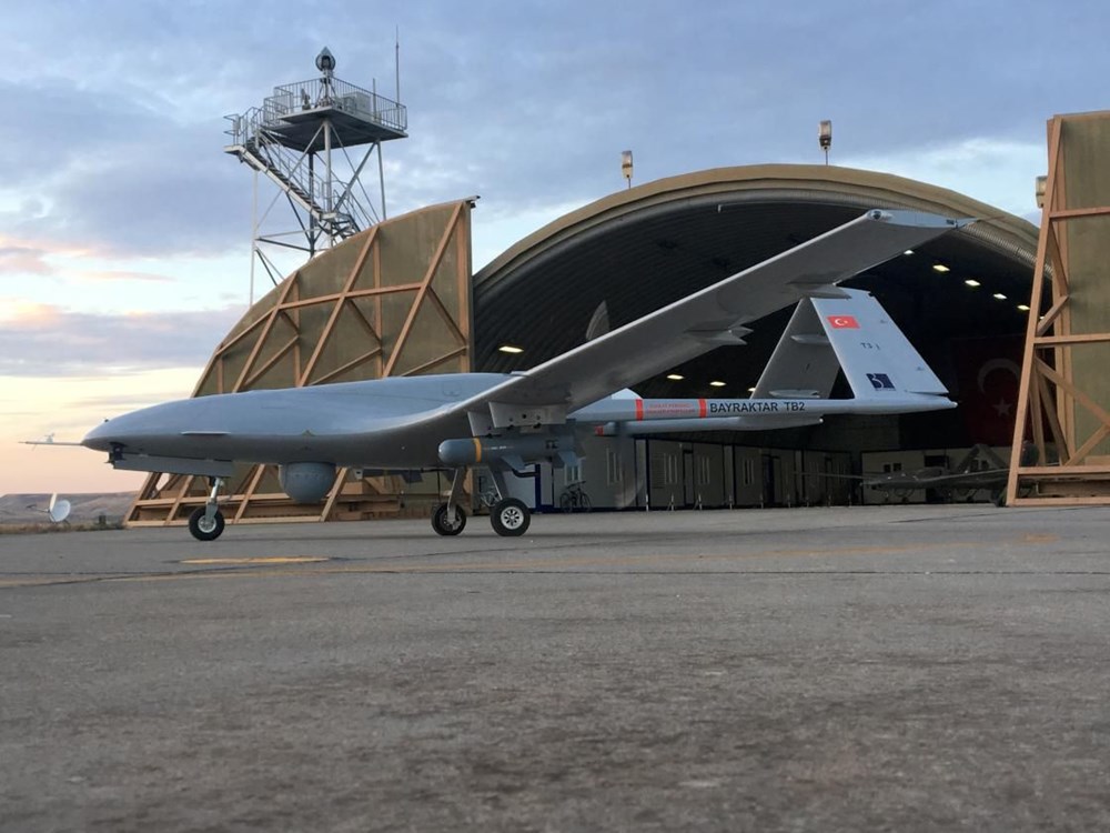 İngiliz bakandan Türk İHA'larına övgü - 1