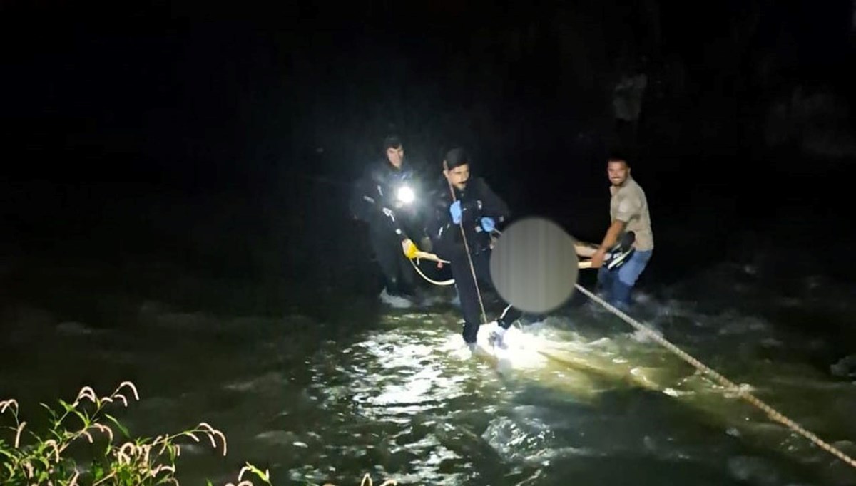 Asi Nehri'nde erkek cesedi bulundu Asi Nehri'nde erkek cesedi bulundu