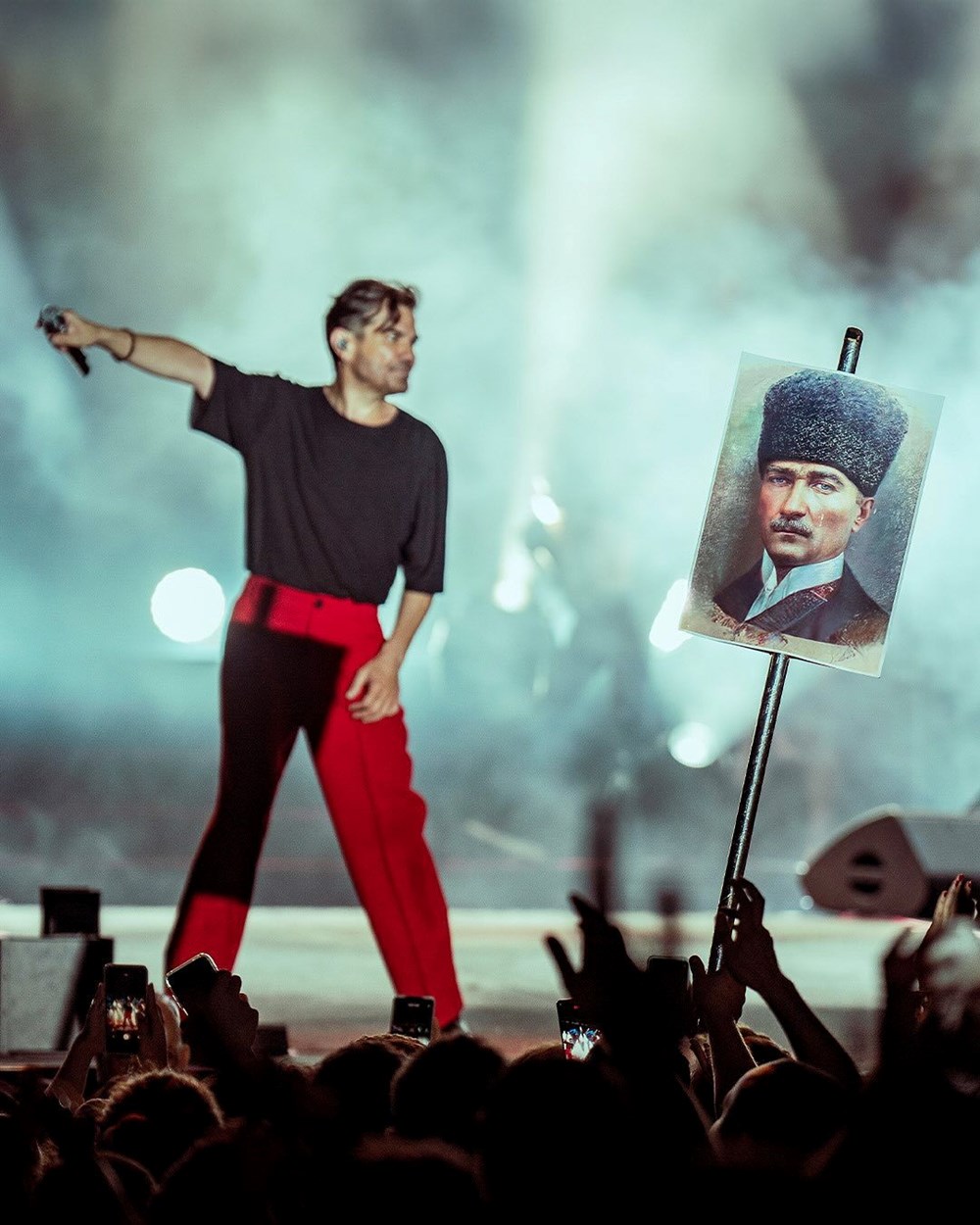 Ünlü isimlerden 23 Nisan iletileri 80 JhhAf3M3y0qJuLGmUt3MnA