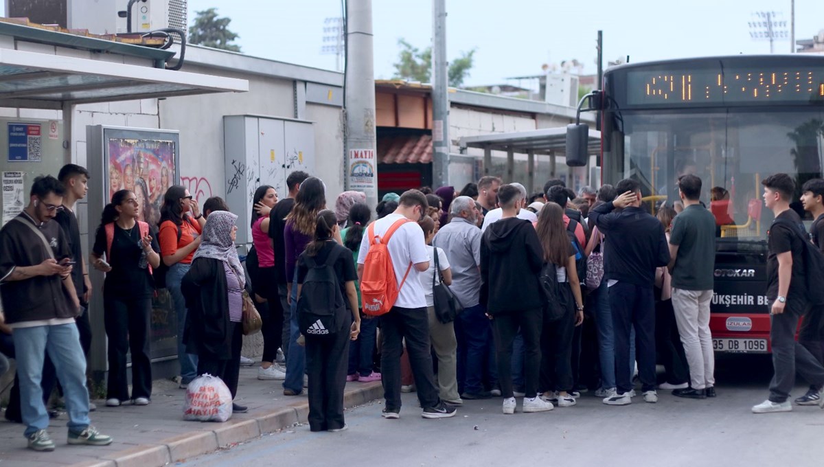 İzmir'de grevin ikinic günü