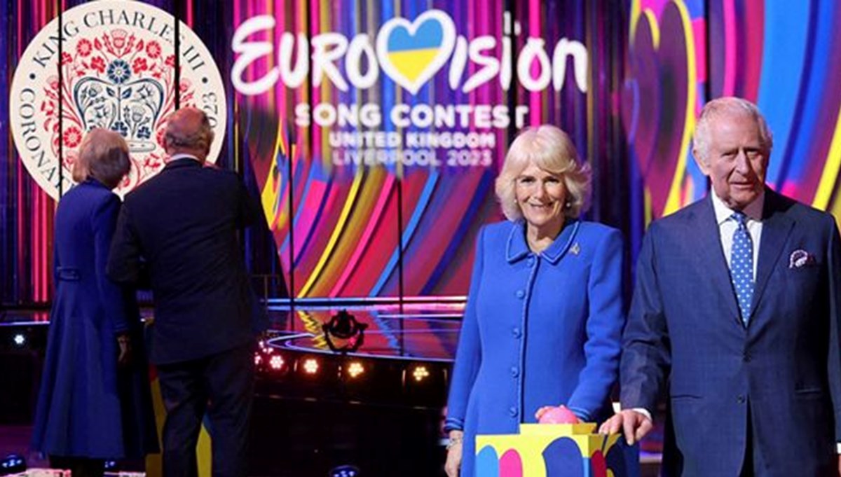 Kral Charles ve Kraliçe Camilla  Eurovision sahnesinin açılışını yaptı