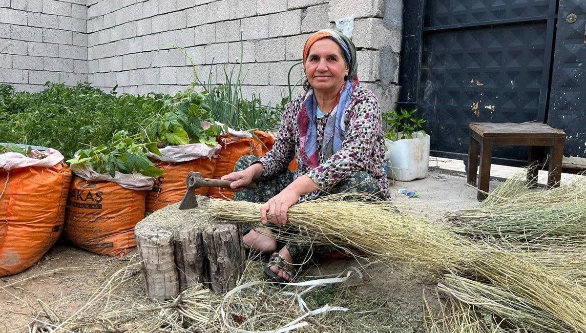 Babaannesinden kalan mirası yaşatıyor: El emeğiyle hazırlanıyor