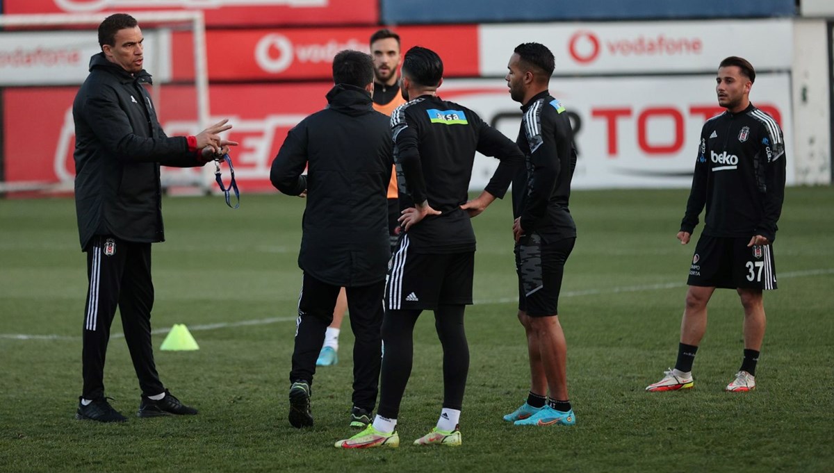 Beşiktaş, Valerien Ismael yönetiminde ilk antrenmanını yaptı Beşiktaş, Valerien Ismael yönetiminde ilk antrenmanını yaptı