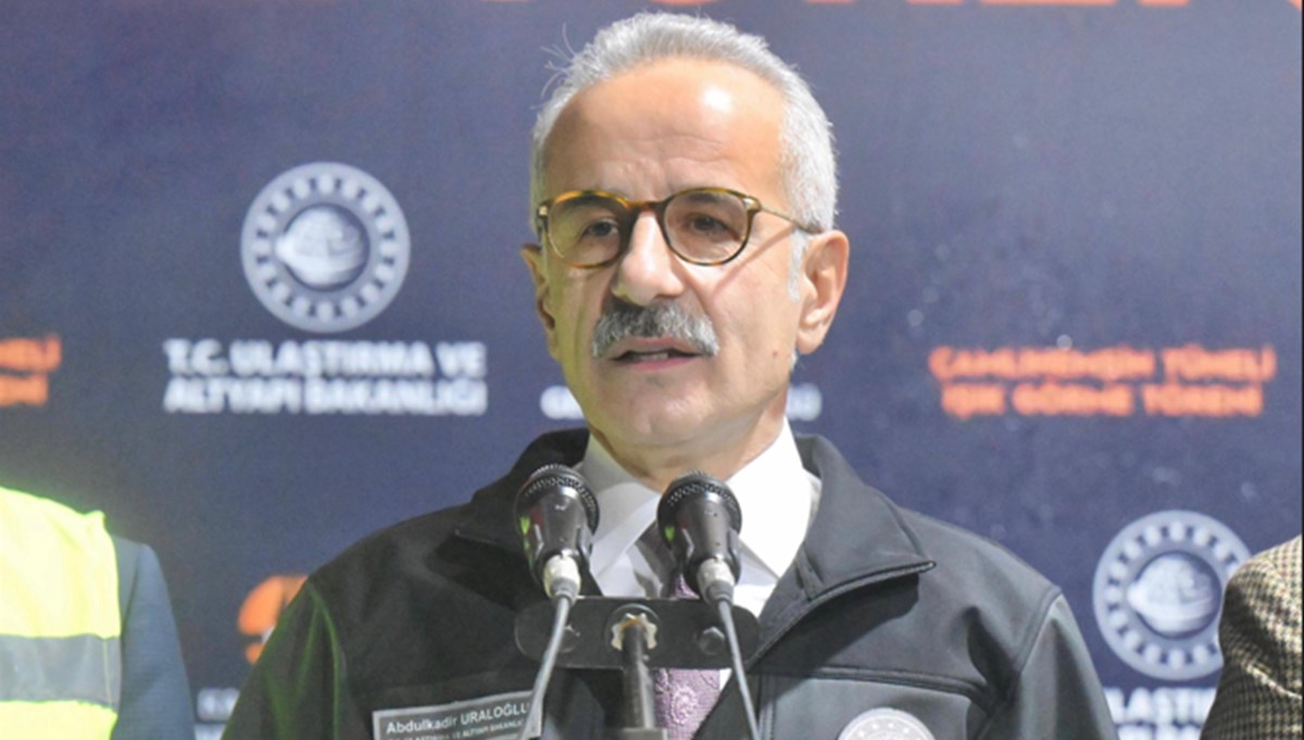 Çamlıhemşin Tüneli'nde ışık göründü: Seyahat süresi 20 dakika kısalacak Çamlıhemşin Tüneli'nde ışık göründü: Seyahat süresi 20 dakika kısalacak