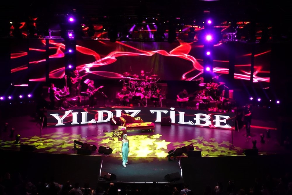 Yıldız Tilbe'nin Harbiye konserinde Berkay sürprizi - 5