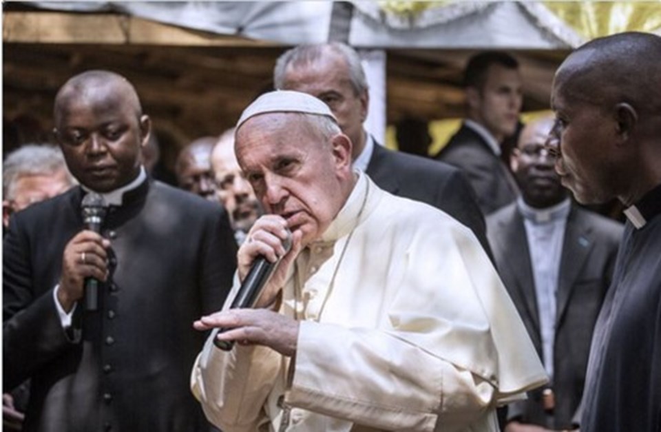Sosyal medyanın yeni çılgınlığı: Rapçi Papa - 1