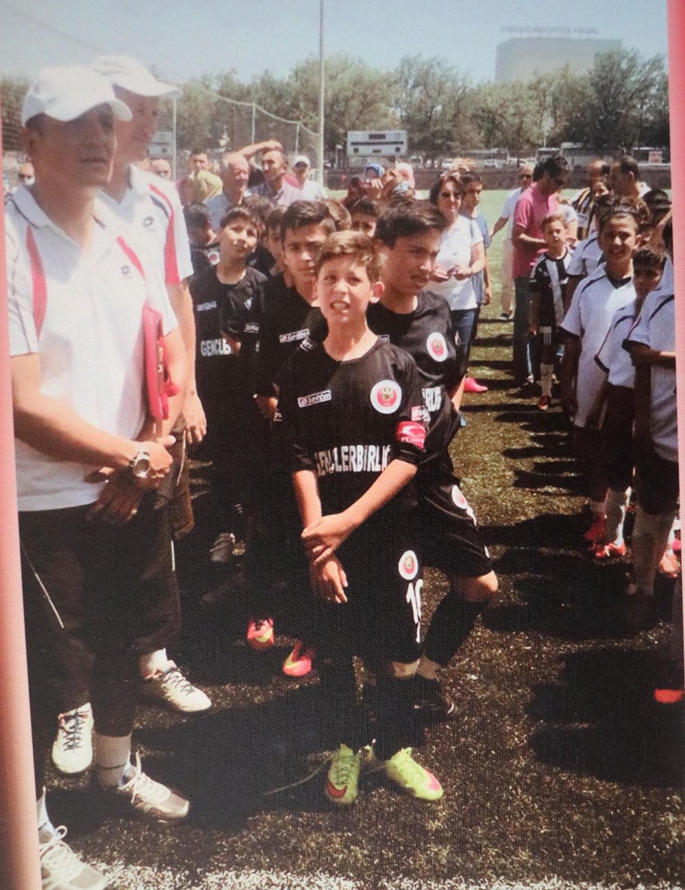 Arda Güler'in dedesi Mehmet Ali Güler: Modric, Arda'yı aramış ve'Ben bir yıl sonra futbolu bırakacağım, 10 numara senin olacak' demiş - 3