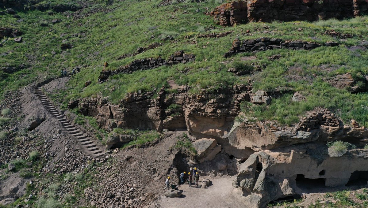 Anadolu'daki ilk kaya mescit olduğu değerlendirilen mağara turizme kazandırılıyor