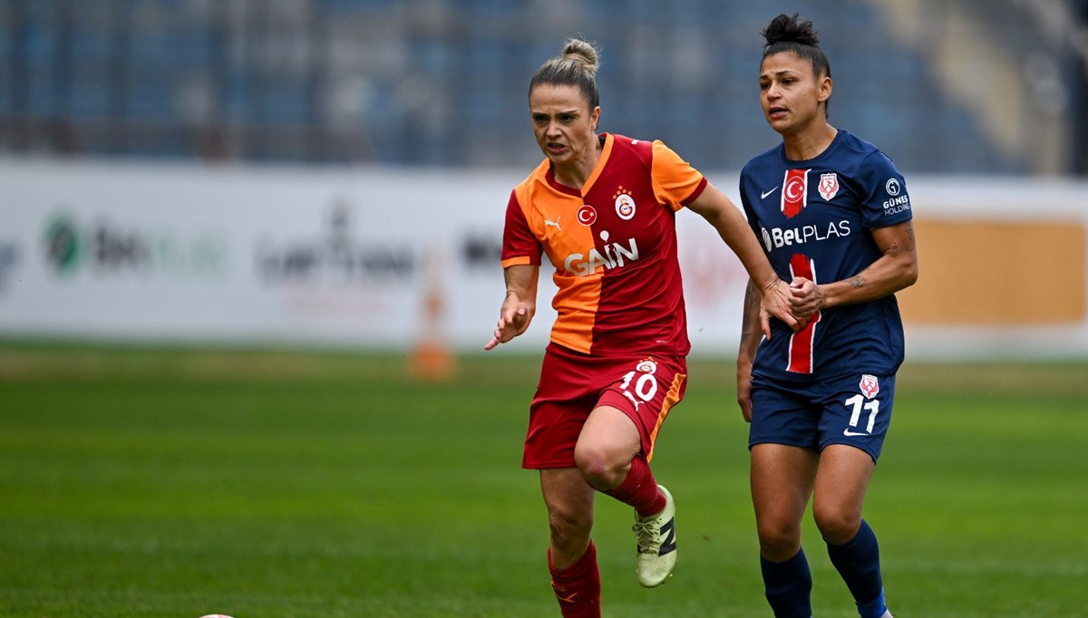Galatasaray 3 puanı 2 golle aldı