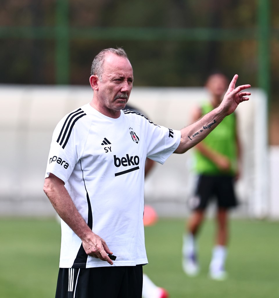Canlı Anlatım: Alanyaspor-Beşiktaş - 1