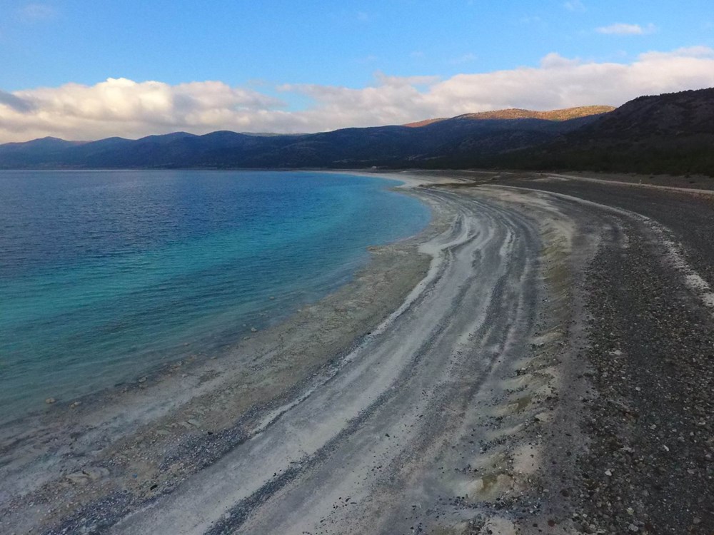 Salda Gölü'nde kuraklık alarmı: Sular 30 metre çekildi - 2
