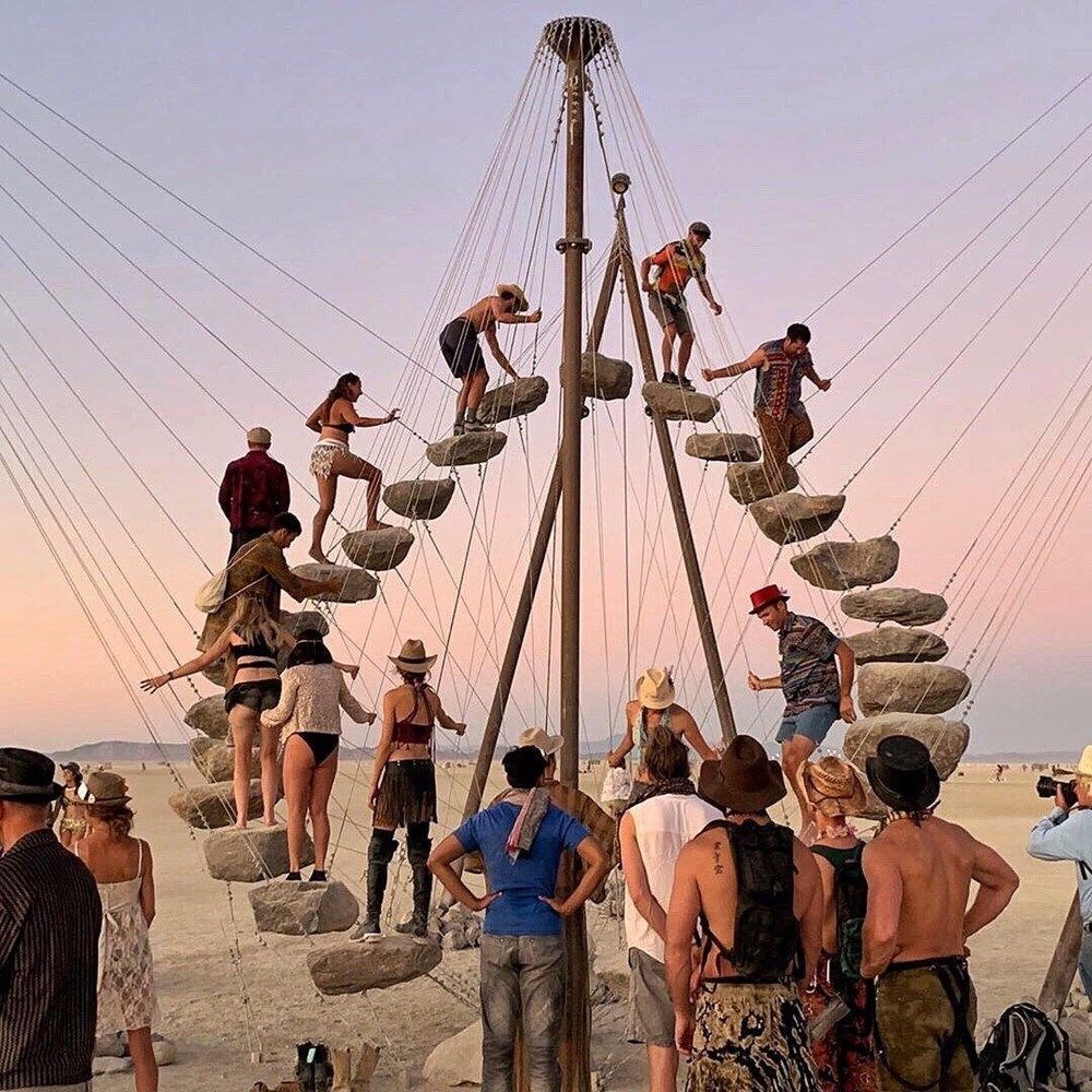 Burning man фото девушек