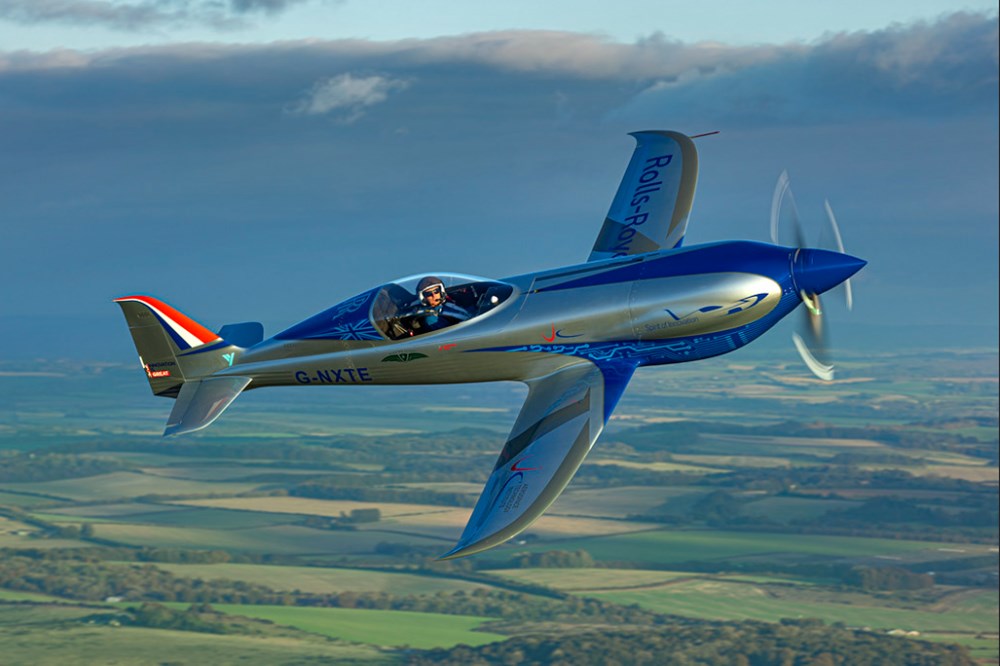 Dünyanın en hızlı elektrikli uçağı tanıtıldı: Saatte 620 km hızla rekor kırdı - 2