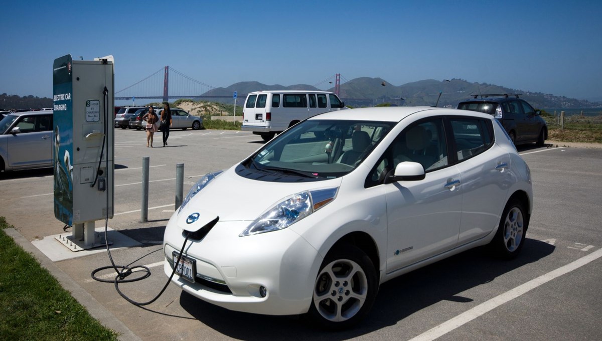 Yeşil bir dünya için elektrikli otomobiller gerekli, ancak dünya için bir bedeli olacak