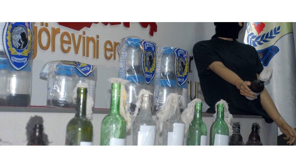 İstanbul’da yasa dışı gösteriye 6 gözaltı