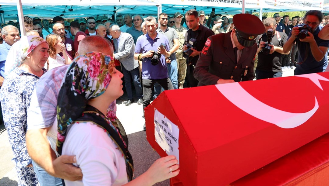 Pençe-Kilit şehidine veda | Vasiyetini Türkiye Diyanet Vakfı yerine getirecek