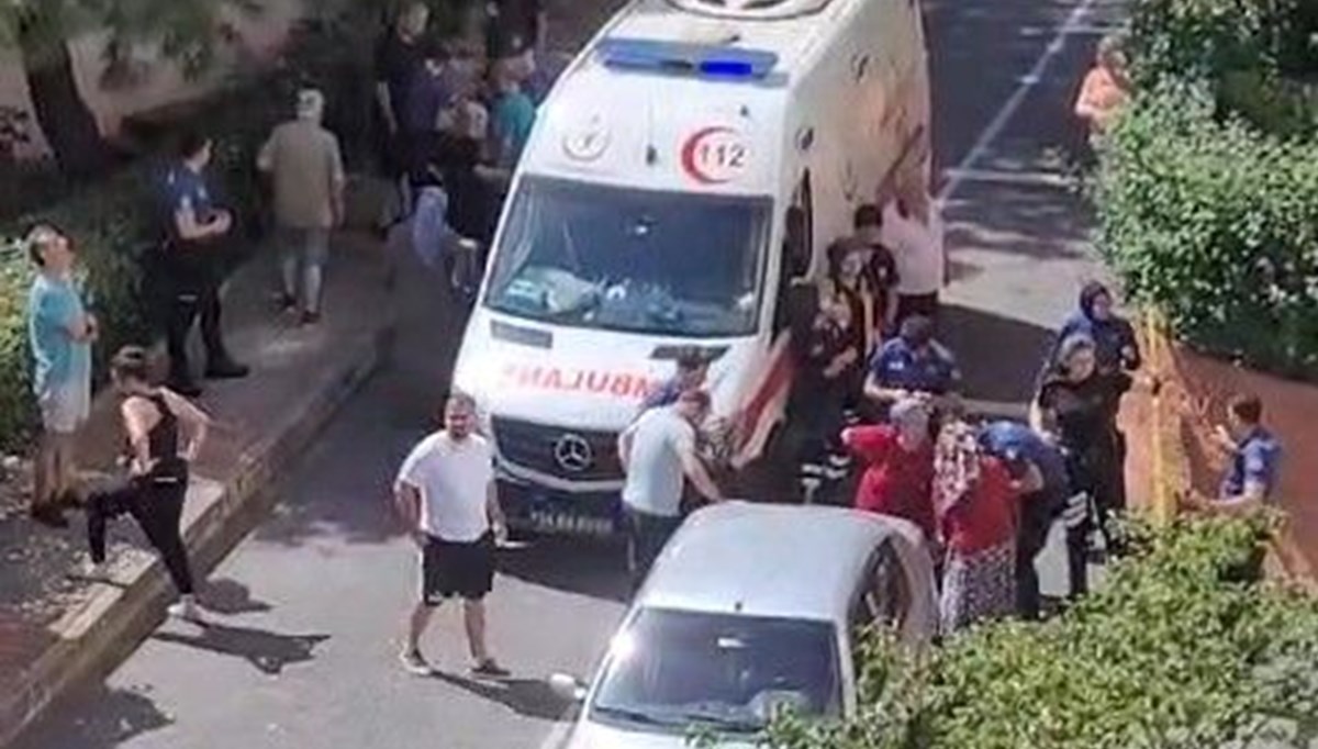 17 yaşındaki genç kız 8'inci kattan düşerek hayatını kaybetti 17 yaşındaki genç kız 8'inci kattan düşerek hayatını kaybetti