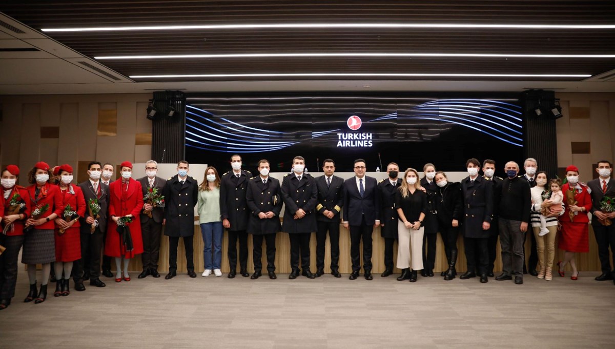 Kazakistan'dan tahliye seferi: THY uçağı İstanbul Havalimanı'na indi