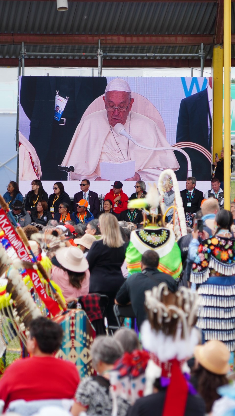 Papa Franciscus, Kanada'da kilise okullarındaki istismarlar nedeniyle özür diledi - 1