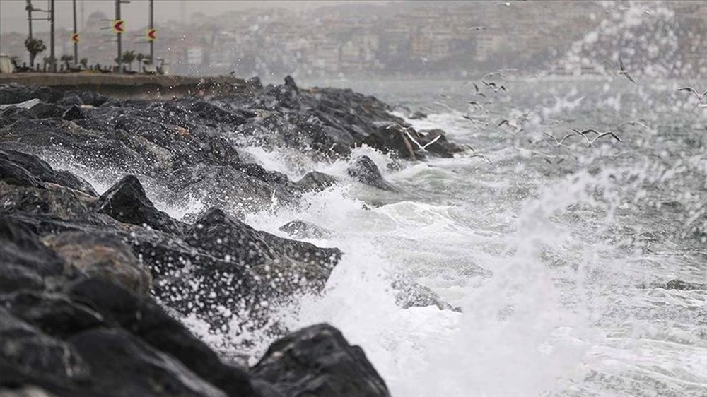 İstanbul dahil 11 il için fırtına uyarısı: İki gün sürecek - 1
