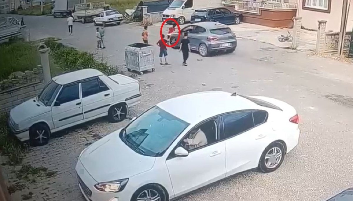 Otomobilin çarptığı 7 yaşındaki çocuk öldü