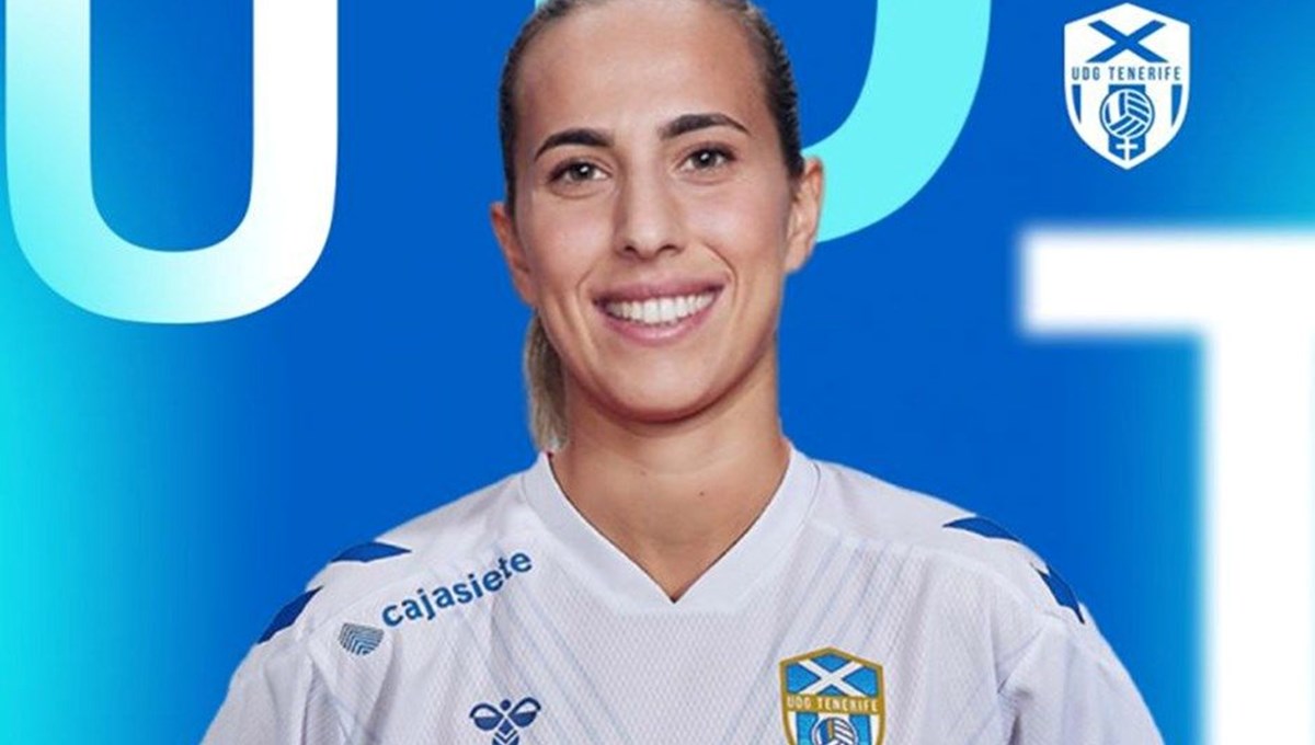 Milli futbolcu Birgül Sadıkoğlu İspanya'ya gitti Milli futbolcu Birgül Sadıkoğlu İspanya'ya gitti