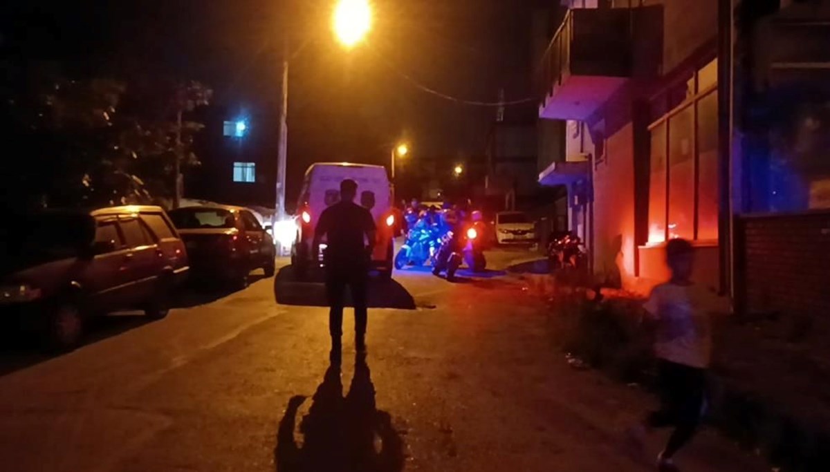 Kocaeli'de polise ateş eden 2 kişi yakalandı Kocaeli'de polise ateş eden 2 kişi yakalandı