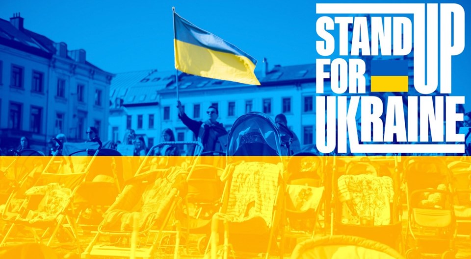 Dünyaca ünlü isimler Ukrayna’ya destek için sosyal medya kampanyasına katıldı - 1