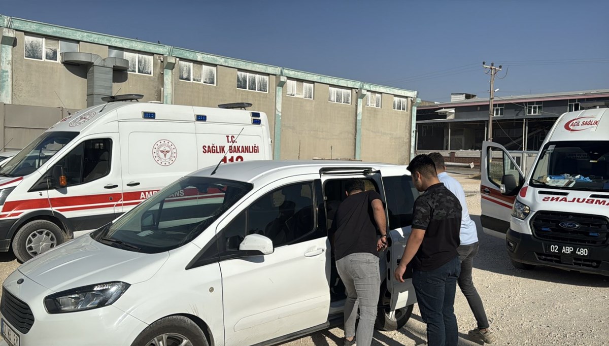 Babasını bıçaklayan genç gözaltına alındı