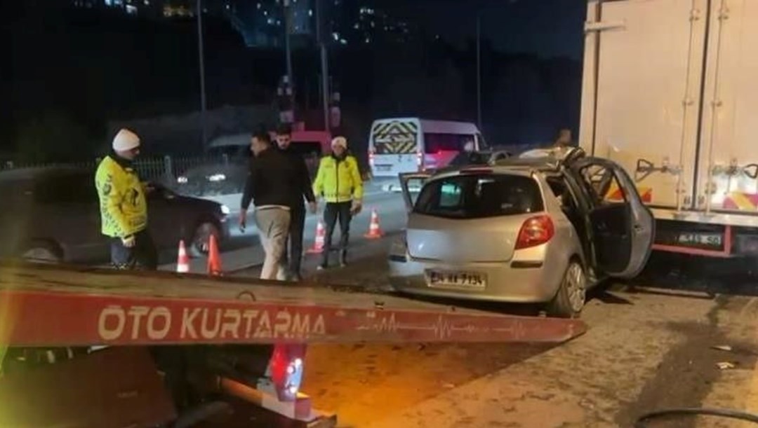 Hatalı sollama kazalar zincirine neden oldu: 5 yaralı