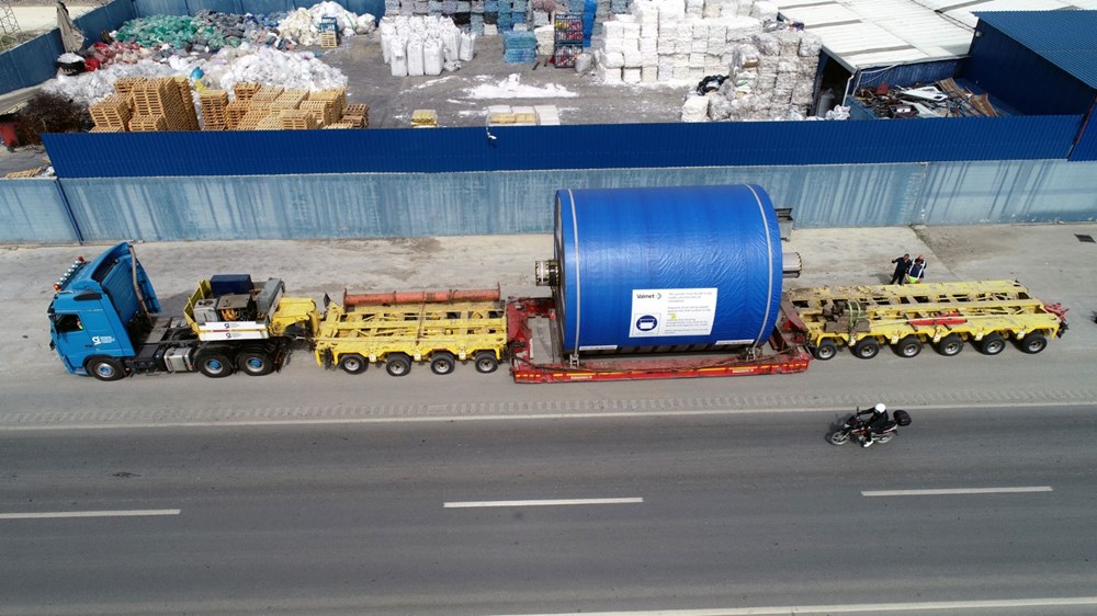 90 tekerlekli TIR, 147.5 tonluk yükünü 250 kilometre mesafeye 3 günde ulaştırdı - 2