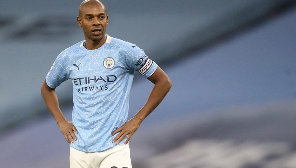 Fernandinho, kariyerine başladığı Atletico Paranaense'ye döndü