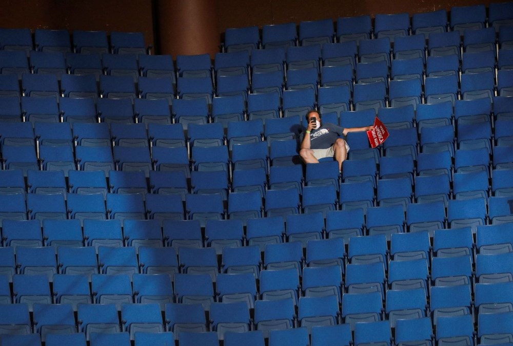 Trump'ın mitingi sonrası onlarca görevliye karantina - 7