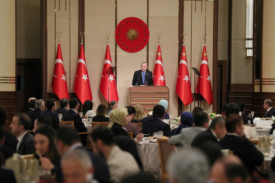 Cumhurbaşkanı Erdoğan'dan 3600 ek gösterge açıklaması (Sağlıkçılarla iftar buluşması) - 1