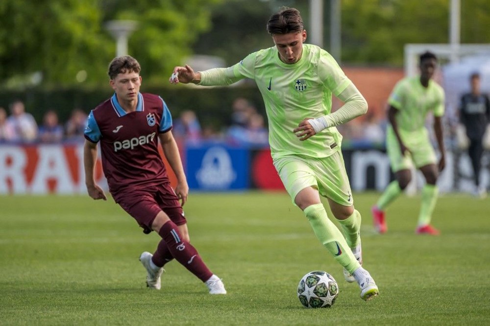 Teşekkürler çocuklar: Trabzonspor U19, Gençlik Ligi'nde 2. oldu 72 K Gtv7y7yEy4SZ1ySrEp9g