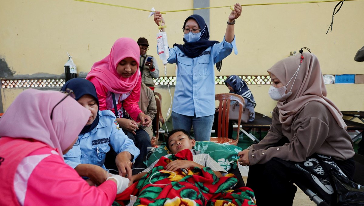 Endonezya'da ücretsiz okul yemeği skandalı