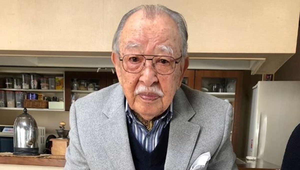 Karaoke'nin mucidi Shigeichi Negishi 100 yaşında hayatını kaybetti (Shigeichi Negishi kimdir?) Karaoke'nin mucidi Shigeichi Negishi 100 yaşında hayatını kaybetti (Shigeichi Negishi kimdir?)