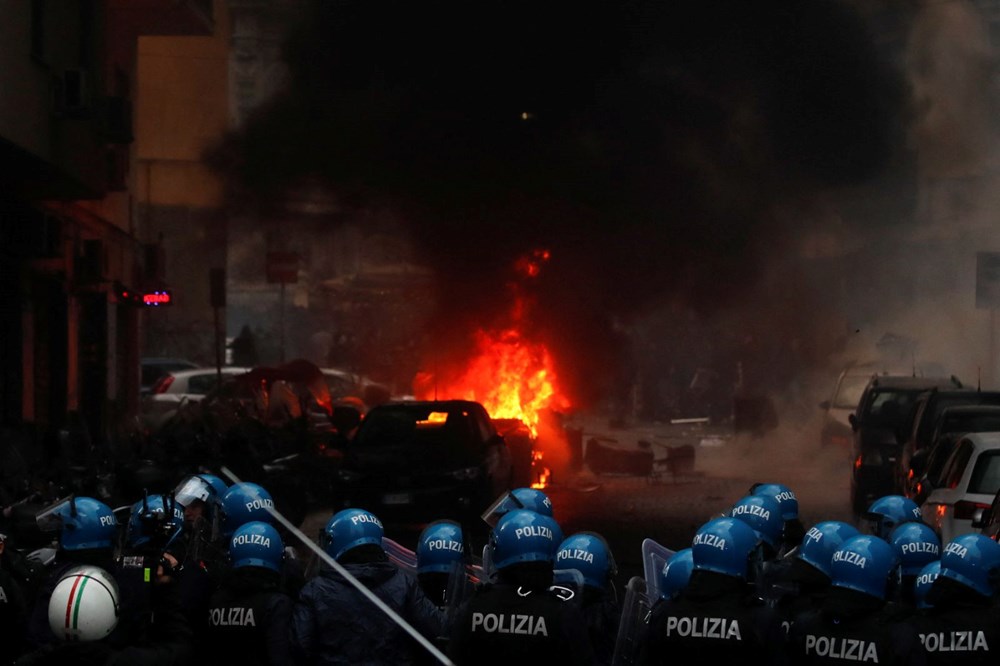 Holiganlar terör estirdi: Napoli savaş alanına döndü - 10