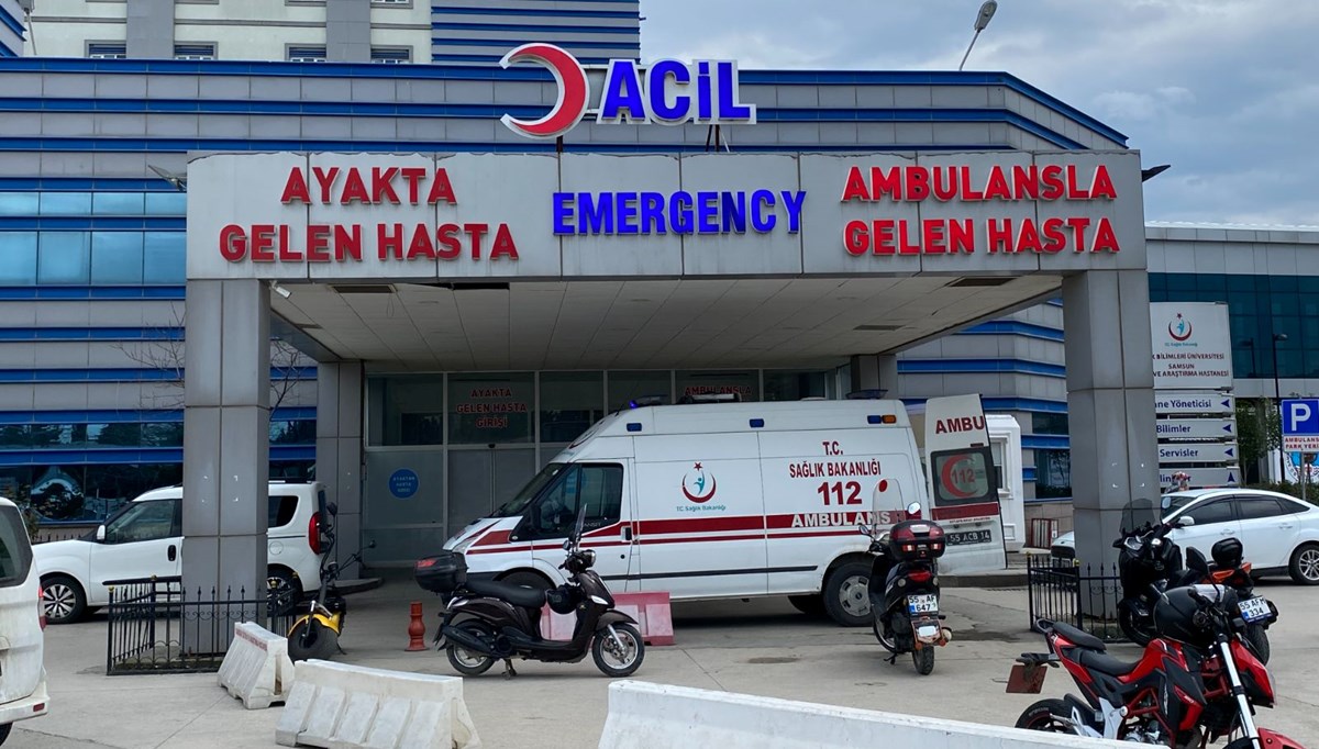 Tartıştığı eşini sırtından bıçakladı Tartıştığı eşini sırtından bıçakladı