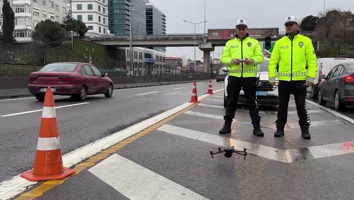 Kadıköy'de drone destekli trafik denetimi