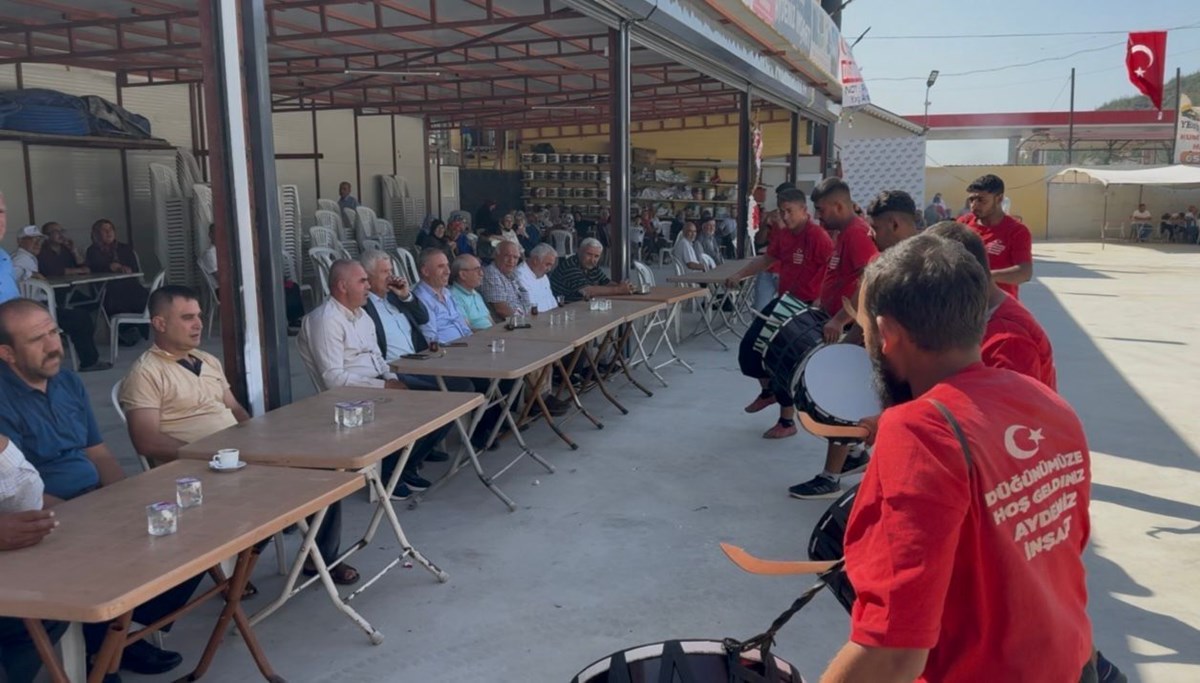 Düğün 3 gün sürdü:  3 gün boyunca kebap ikram edildi