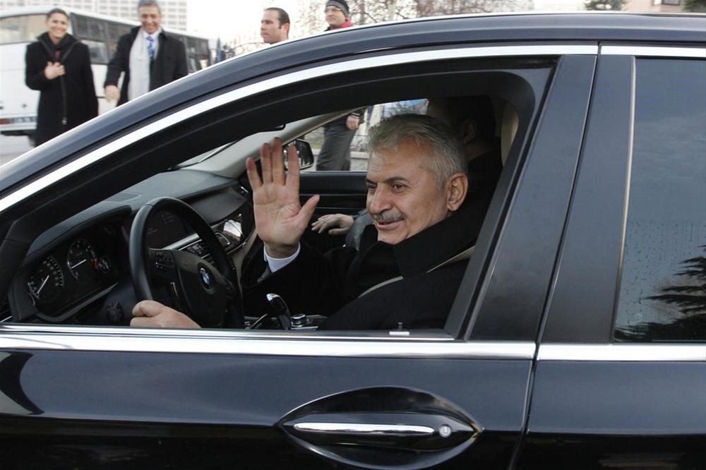 Bakanlar görevlerini böyle devretti - 1