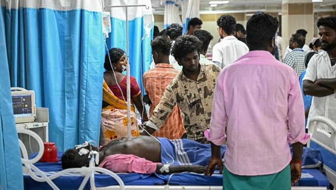 Hindistan�da sahte alkolden �lenlerin say�s� 47�ye y�kseldi